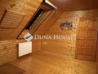 Eladó családi ház, Pécsett 99 M Ft, 4 szobás