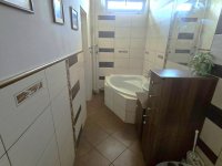 Eladó panellakás, Pécsett, Dombay János utcában 52.5 M Ft