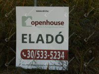 Eladó telek
