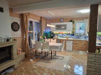 Eladó családi ház, Érden 235 M Ft, 6+1 szobás