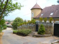 Eladó családi ház, III. kerületben, Rókahegyi úton 550 M Ft