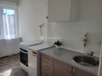 Eladó téglalakás, XIII. kerületben 81 M Ft, 1 szobás