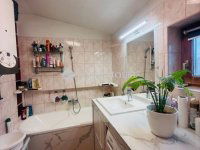 Eladó családi ház, Vecsésen 49.9 M Ft, 3 szobás