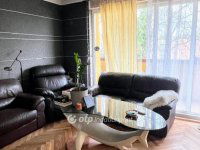 Eladó téglalakás, Pécsett 41.5 M Ft, 1+1 szobás