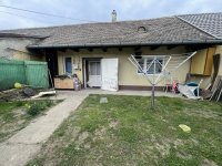 Eladó téglalakás, Baján 16.99 M Ft, 1 szobás