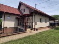 Eladó családi ház, Százhalombattán 155 M Ft, 1+4 szobás