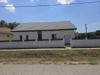 Eladó családi ház, Baracskán 85 M Ft, 4 szobás