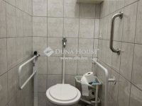 Eladó családi ház, Vecsésen 49.9 M Ft, 9 szobás