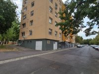 Eladó panellakás, Győrött 65 M Ft, 5 szobás