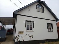 Eladó családi ház, Tápiószentmártonon 49.9 M Ft, 4 szobás