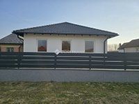Eladó téglalakás, Újlengyelen 69.99 M Ft, 3 szobás