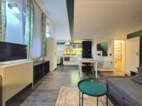 Eladó téglalakás, V. kerületben 64.9 M Ft, 1 szobás