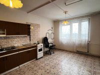 Eladó panellakás, Debrecenben 59.965 M Ft, 3 szobás