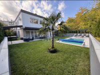 Eladó ikerház, XVI. kerületben 274 M Ft, 5+2 szobás