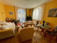 Eladó ikerház, III. kerületben 264.9 M Ft, 6 szobás