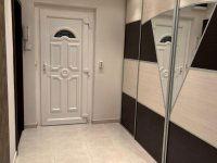 Eladó panellakás, Debrecenben 69.9 M Ft, 3 szobás