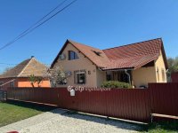 Eladó családi ház, Tápiószelén 99 M Ft, 4 szobás