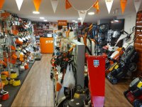 Eladó üzlethelyiség, Medgyesegyházán 90 M Ft