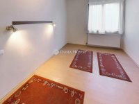 Eladó családi ház, XVII. kerületben 179.9 M Ft, 10 szobás