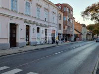 Eladó üzlethelyiség, Székesfehérvárott 64 M Ft