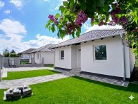 Eladó családi ház, Dunavarsányban 125 M Ft, 5 szobás