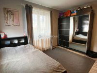 Eladó családi ház, Székesfehérvárott 199.99 M Ft, 5 szobás