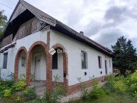 Eladó családi ház, Tinnyén 39.9 M Ft, 5 szobás