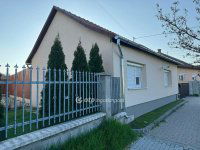 Eladó családi ház, Polgáron 28.99 M Ft, 2 szobás