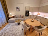 Kiadó téglalakás, albérlet, VI. kerületben, Székely Mihály utcában