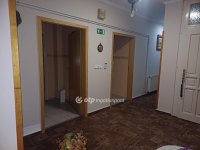 Eladó családi ház, Nagykanizsán 250 M Ft, 10 szobás