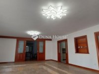 Eladó családi ház, Makón 104.99 M Ft, 4 szobás