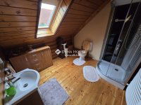 Eladó családi ház, Szigetszentmiklóson 129.9 M Ft, 7 szobás