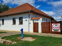 Eladó családi ház