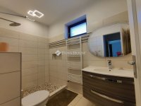 Eladó családi ház, Monoron 109 M Ft, 4 szobás