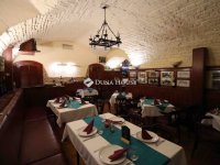 Eladó üzlethelyiség, VI. kerületben 123 M Ft