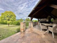 Eladó családi ház, Pécsett 280 M Ft, 9 szobás