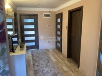 Eladó családi ház, Gödöllőn 165 M Ft, 8 szobás