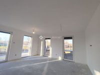 Eladó családi ház, Alsónémediben 145 M Ft, 5 szobás