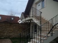 Eladó téglalakás, Budaörsön, Károly Király utcában, 3 szobás