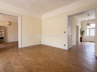 Eladó téglalakás, VI. kerületben 114.9 M Ft, 4 szobás