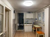 Eladó családi ház, Cegléden 29.5 M Ft, 3+1 szobás