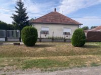 Eladó családi ház, Sarkadon 18.99 M Ft, 2 szobás