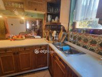 Eladó ikerház, III. kerületben 169 M Ft, 5 szobás