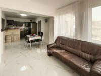 Eladó családi ház, Pétervásárán 24 M Ft, 3 szobás