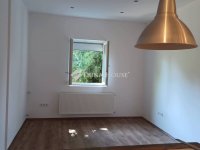 Kiadó téglalakás, albérlet, Pécsett 120 E Ft / hó, 1 szobás