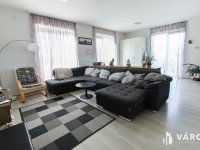 Eladó ikerház, Pilisvörösváron 250 M Ft, 4+5 szobás