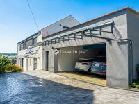 Eladó családi ház, Gödöllőn 279 M Ft, 5 szobás