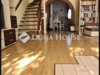 Eladó téglalakás, Székesfehérvárott 94.999 M Ft, 3 szobás