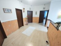 Eladó családi ház, Szegeden 214.9 M Ft, 5 szobás