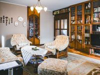 Eladó családi ház, Pécsett 170 M Ft, 1 szobás